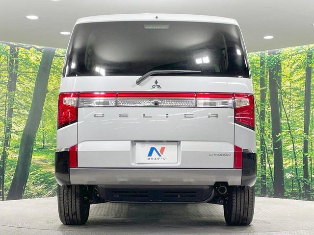 MITSUBISHI DELICA D:5 4WD 2025
