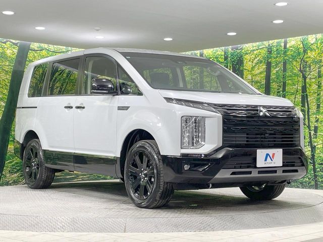 MITSUBISHI DELICA D:5 4WD 2025