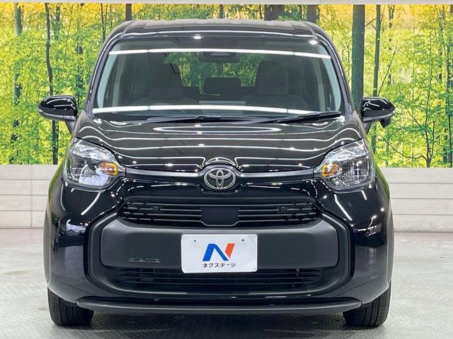 TOYOTA SIENTA HYBRID 2025