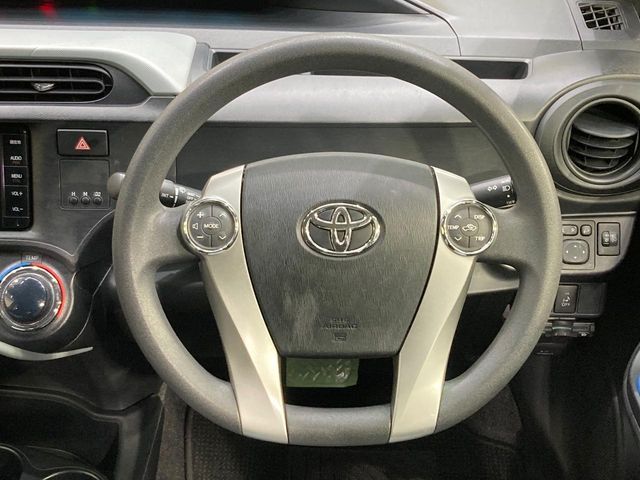 TOYOTA AQUA 2014
