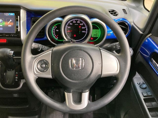HONDA N BOX 2015