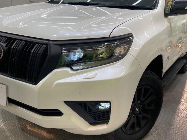 TOYOTA LANDCRUISER PRADO 2023