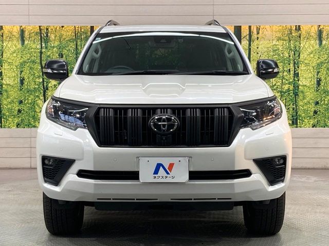 TOYOTA LANDCRUISER PRADO 2023