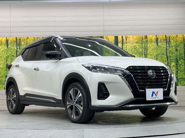 NISSAN KICKS 2021