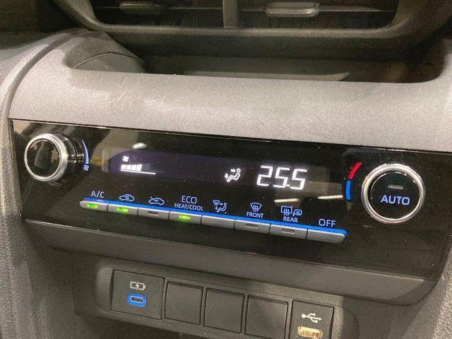 TOYOTA YARIS CROSS 2023