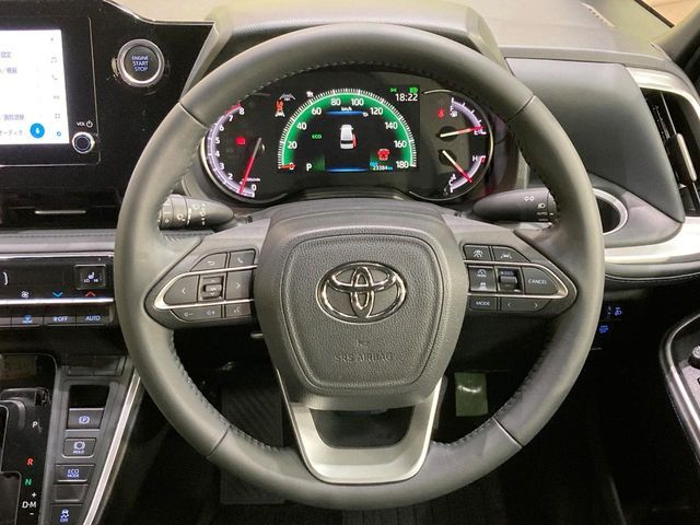 TOYOTA VOXY 2022