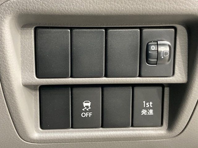 NISSAN NV100 CLIPPER 2022