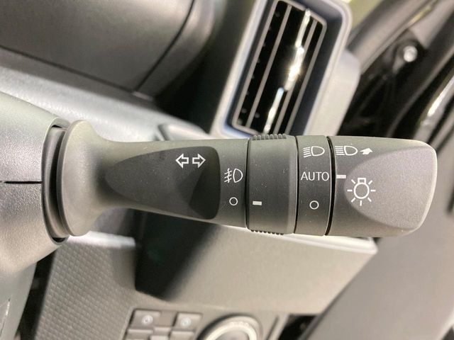 DAIHATSU TANTO CUSTOM 2024