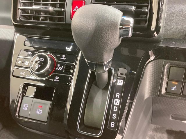 DAIHATSU TANTO CUSTOM 2024