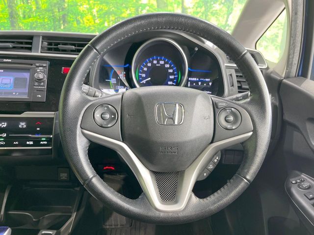 HONDA FIT HYBRID 2017