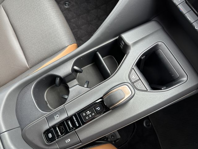 TOYOTA CROWN CROSSOVER 2024