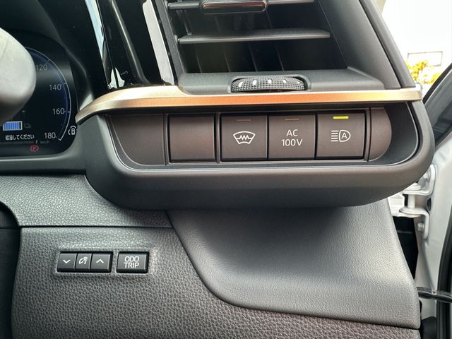 TOYOTA CROWN CROSSOVER 2024