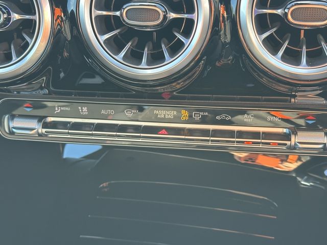 MERCEDES BENZ MERCEDES BENZ CLA class 2024