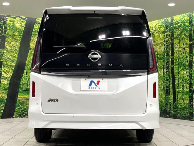 NISSAN SERENA  WG 4WD 2023