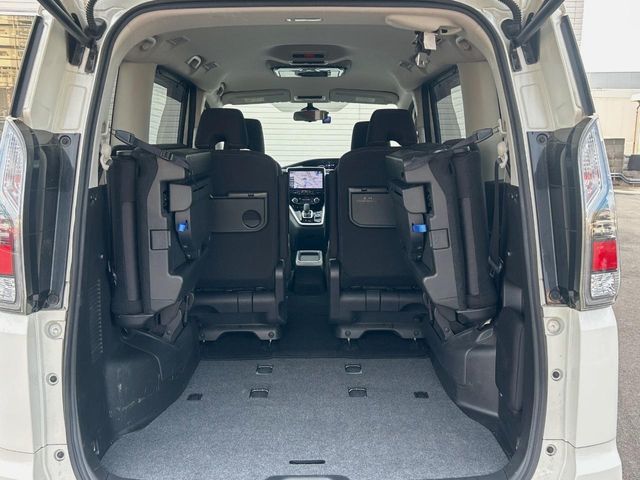 NISSAN SERENA  WG 2018
