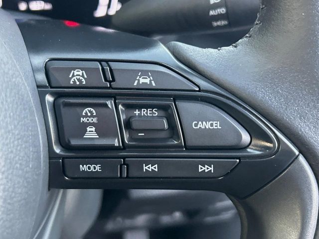 TOYOTA YARIS CROSS HYBRID 2025