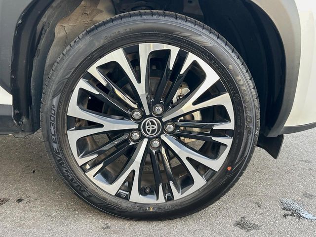 TOYOTA YARIS CROSS HYBRID 2025