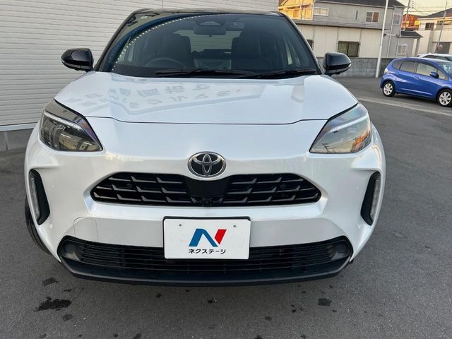 TOYOTA YARIS CROSS HYBRID 2025