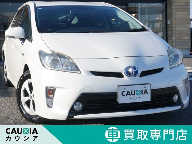 TOYOTA PRIUS 2013