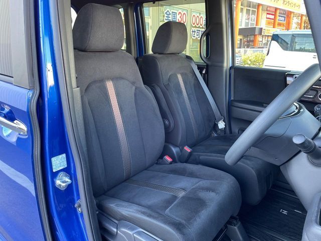 HONDA N BOX CUSTOM 2017