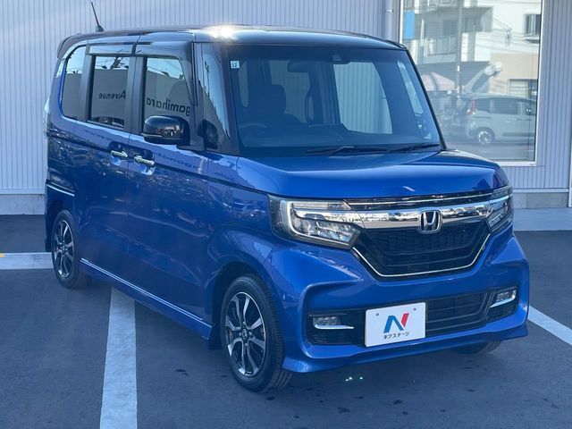 HONDA N BOX CUSTOM 2017