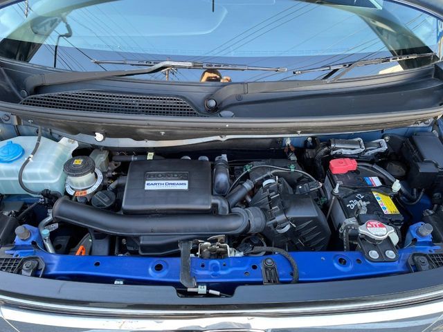 HONDA N BOX CUSTOM 2017