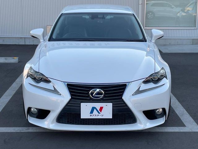 TOYOTA LEXUS IS300h 2013