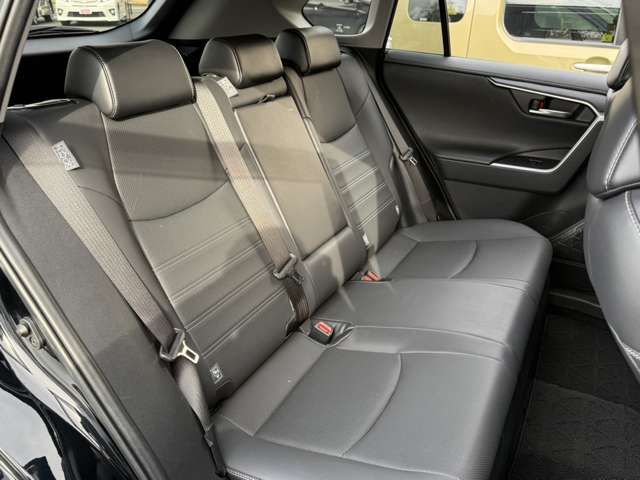 TOYOTA RAV4 HYBRID 4WD 2022