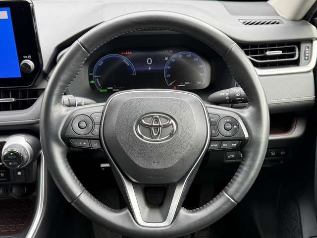 TOYOTA RAV4 HYBRID 4WD 2022