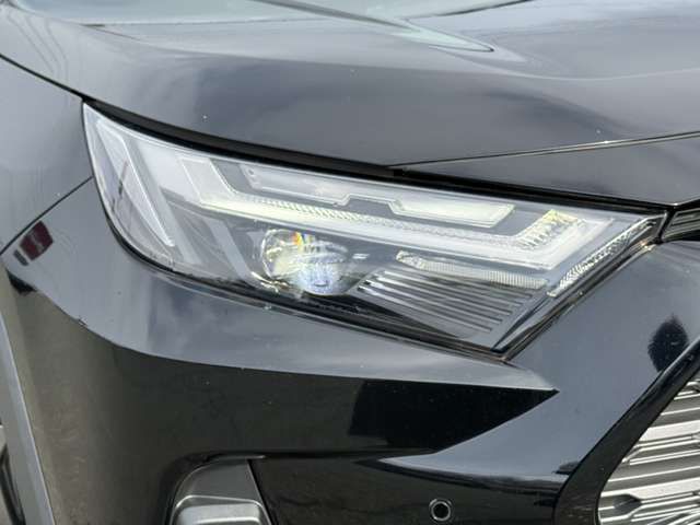 TOYOTA RAV4 HYBRID 4WD 2022