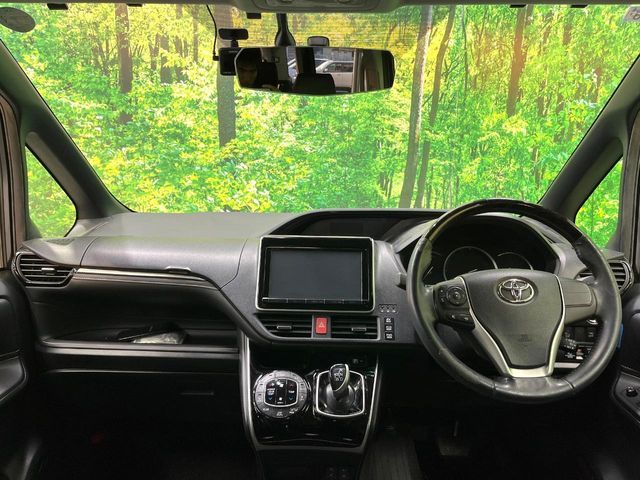 TOYOTA ESQUIRE HYBRID 2015