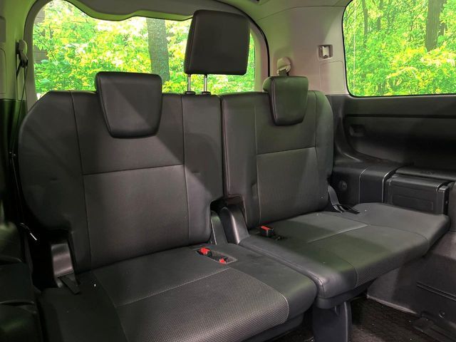 TOYOTA ESQUIRE HYBRID 2015