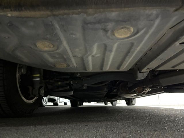 TOYOTA ESQUIRE HYBRID 2015