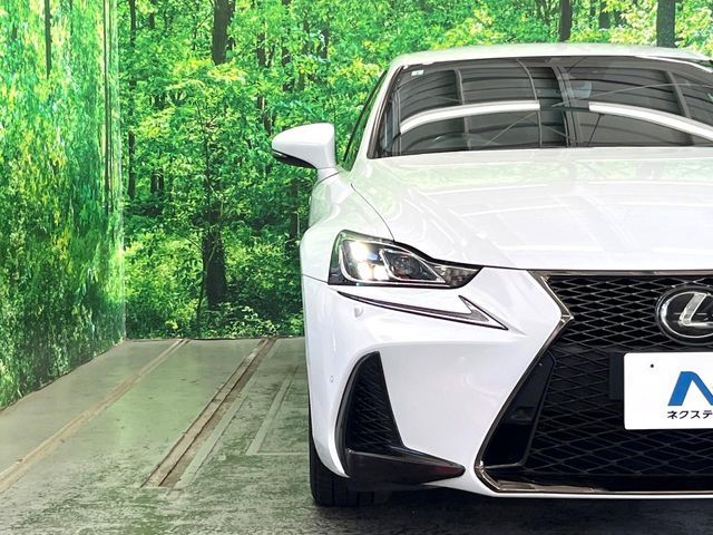 TOYOTA LEXUS IS350 2017