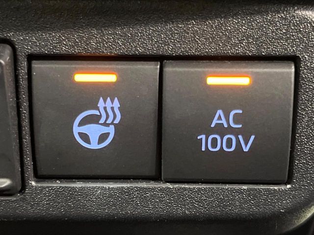 TOYOTA SIENTA HYBRID 2023