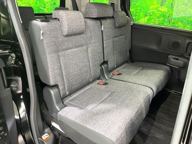 TOYOTA SIENTA HYBRID 2023