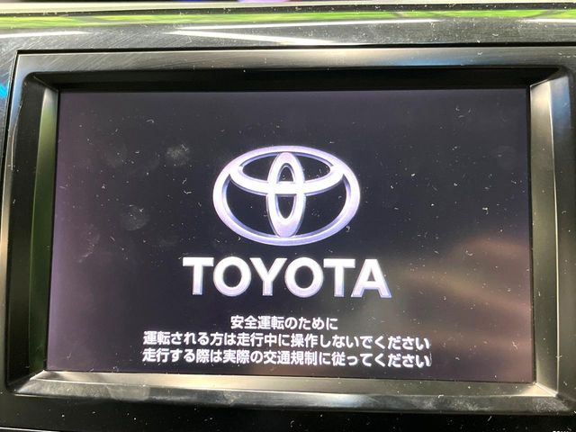 TOYOTA ESTIMA 2013