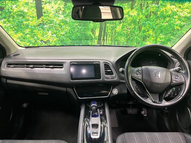 HONDA VEZEL HYBRID 2016