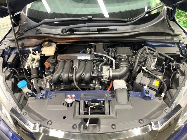 HONDA VEZEL HYBRID 2016