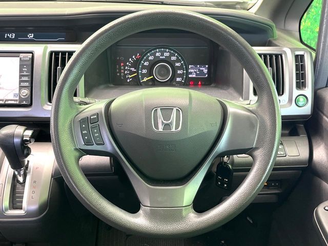 HONDA STEPWAGON 2011