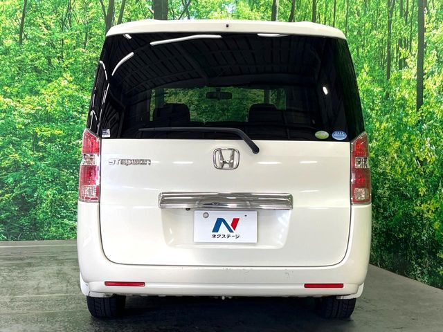 HONDA STEPWAGON 2011