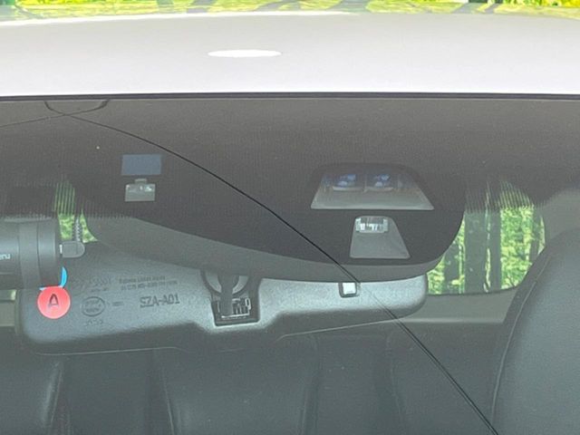 HONDA VEZEL HYBRID 2015