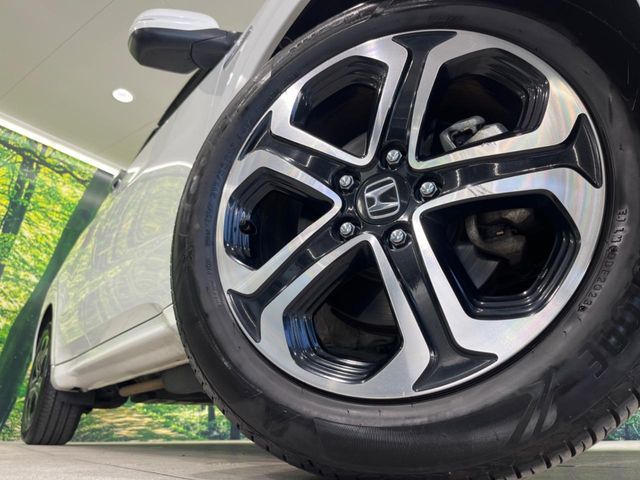 HONDA VEZEL HYBRID 2015