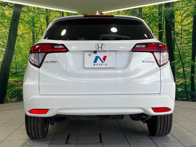 HONDA VEZEL HYBRID 2015