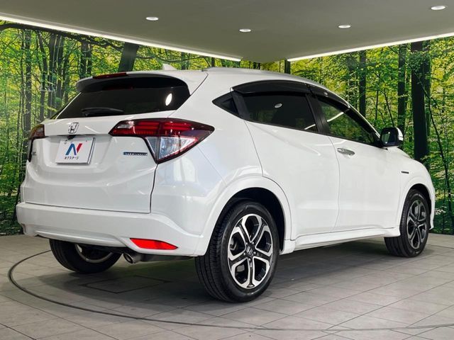 HONDA VEZEL HYBRID 2015