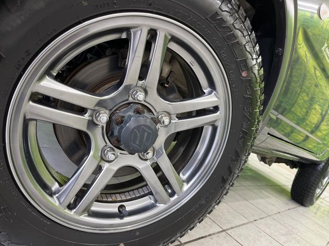 SUZUKI JIMNY 4WD 2013