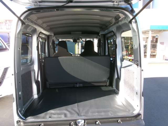 DAIHATSU HIJET CARGO 2025