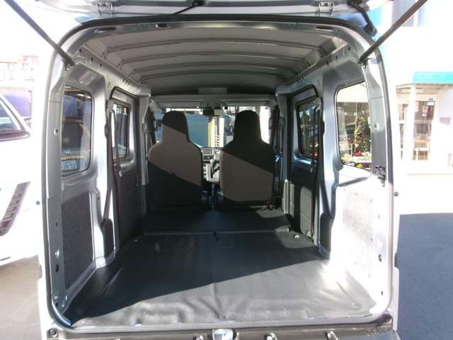 DAIHATSU HIJET CARGO 2025