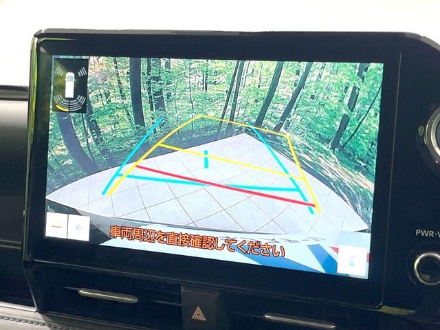 TOYOTA VOXY HYBRID 2022