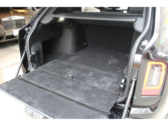 ROLLS-ROYCE ROLLS-ROYCE Cullinan 2025